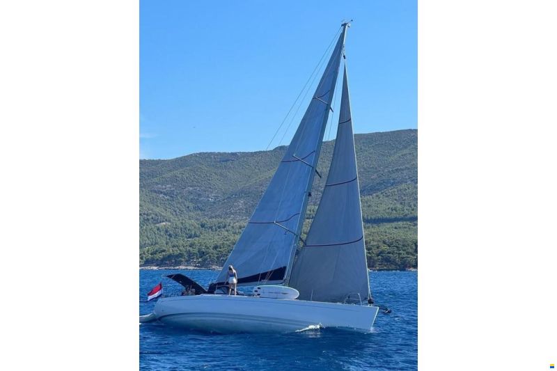 Grand Soleil 50