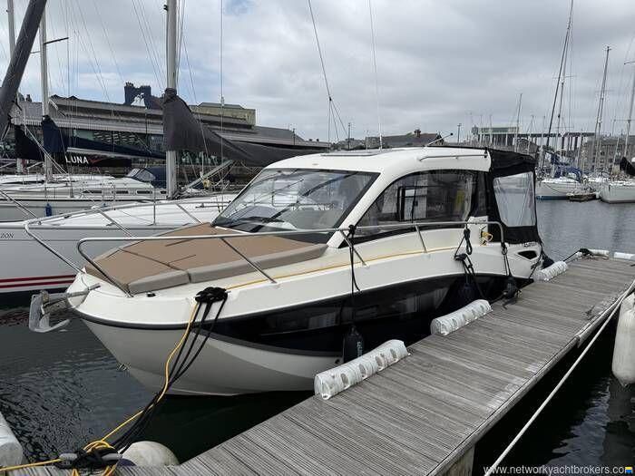 Quicksilver 755 Weekend