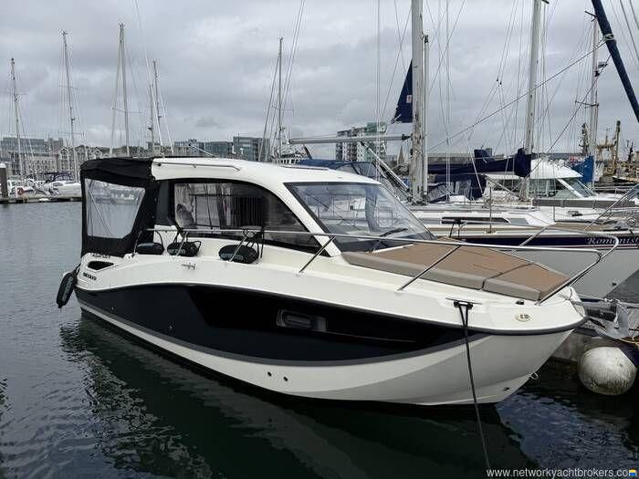 Quicksilver 755 Weekend