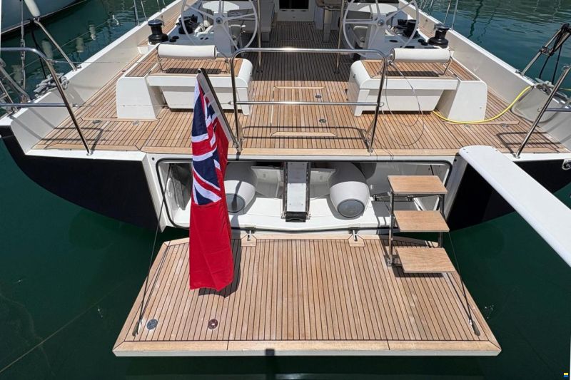 Beneteau Oceanis Yacht 54