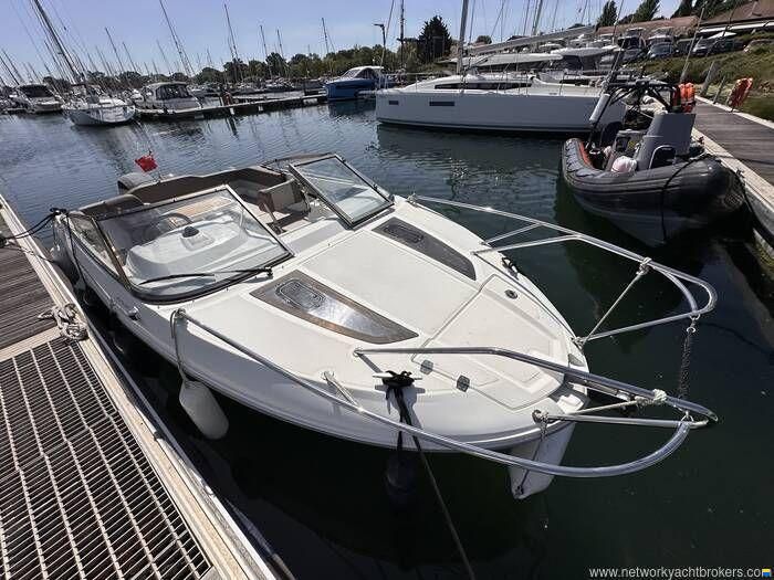Jeanneau Cap Camarat 6.5 DC