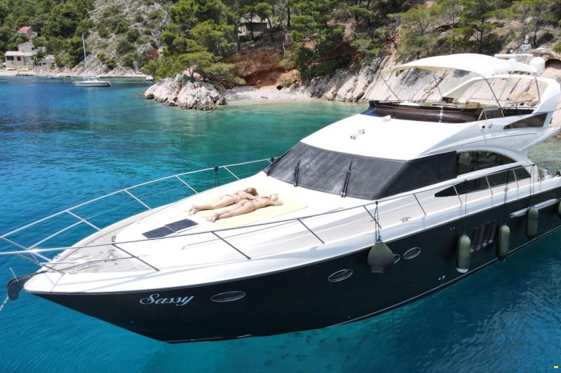 Princess 62 Flybridge Motor Yacht