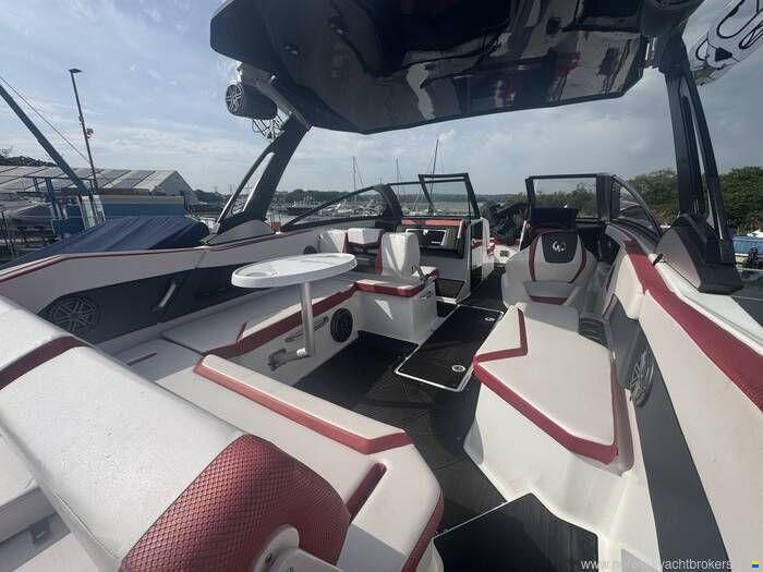 Scarab 285 ID