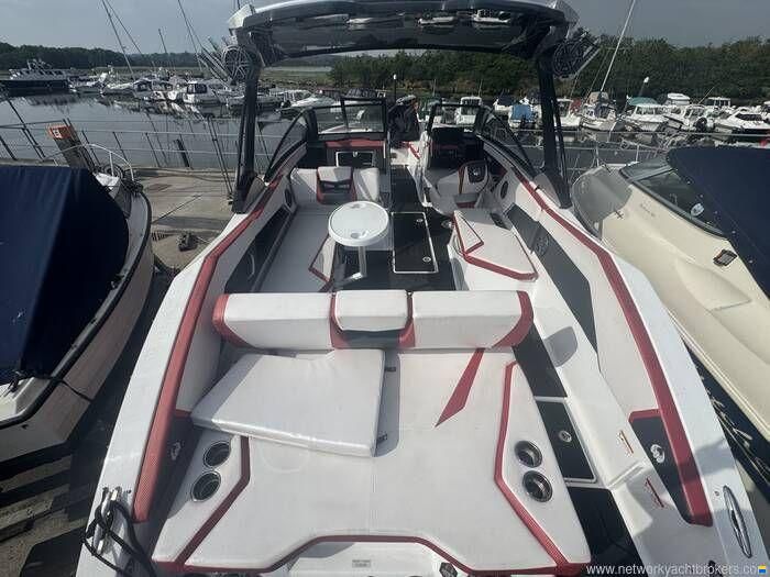 Scarab 285 ID