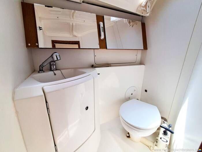 Beneteau Oceanis 37