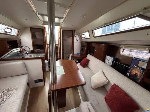 Hanse 320
