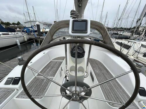 Hanse 320