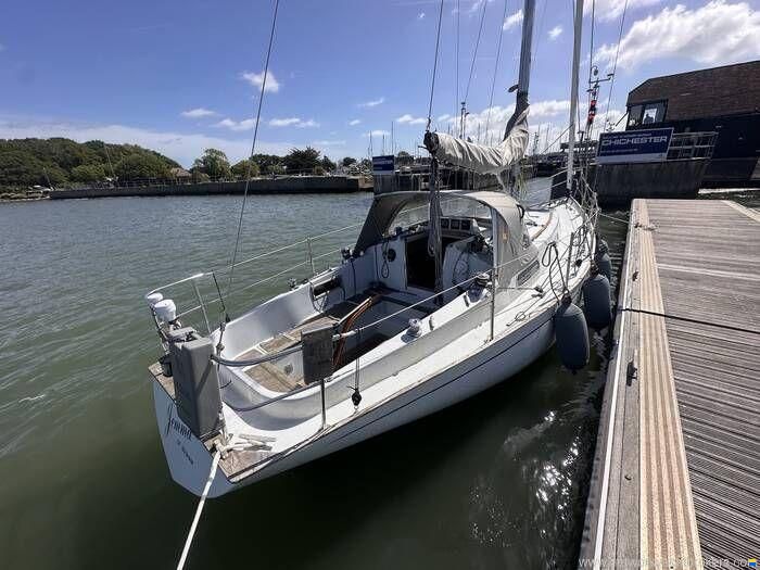 Contessa 32