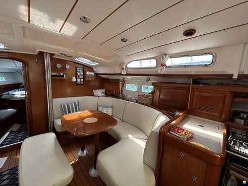 Beneteau Oceanis 423