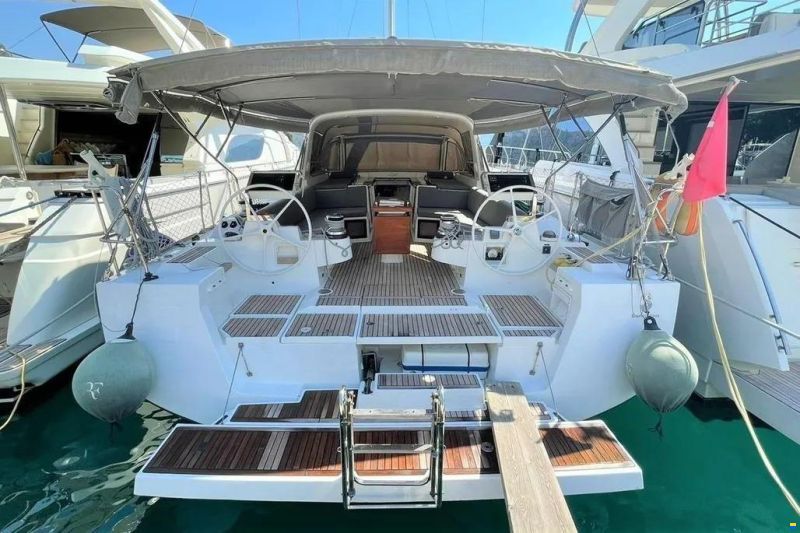 Beneteau Oceanis 55