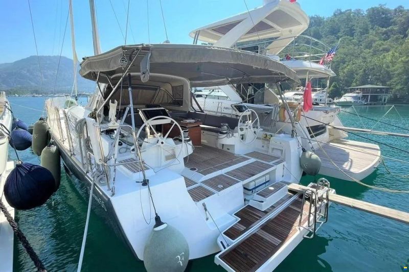 Beneteau Oceanis 55