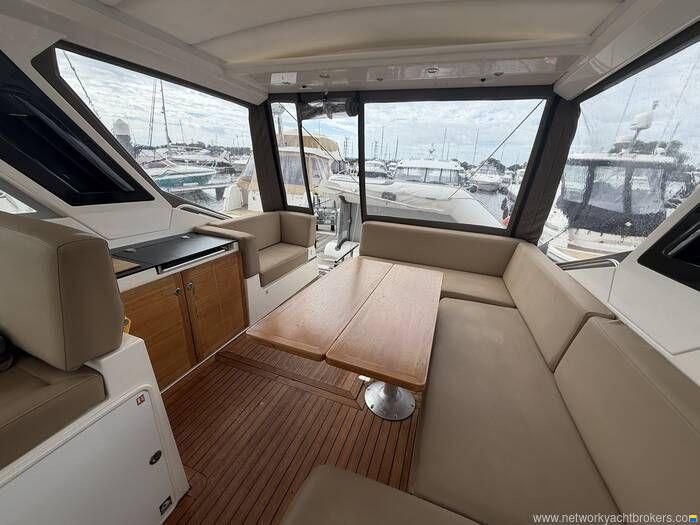 Sealine International SC35
