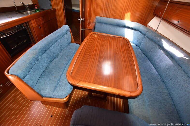 Bavaria 38
