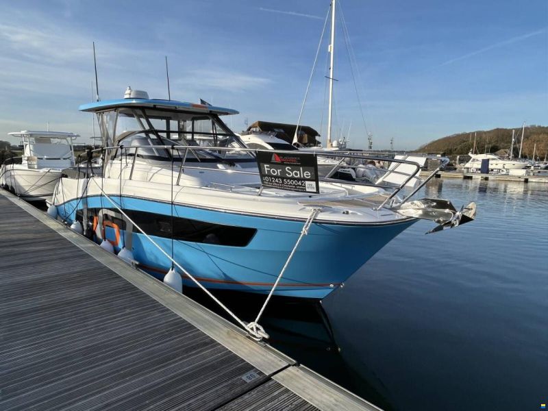 Jeanneau Cap Camarat 10.5WA S2