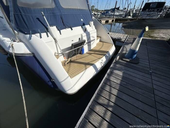 Sunseeker Portofino 400