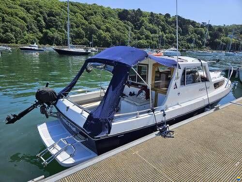 Albin 24 Motorcruiser