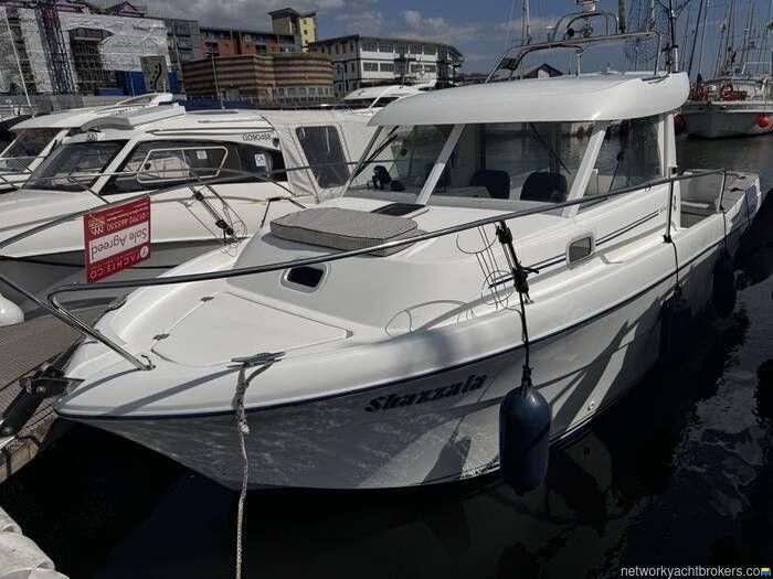 Beneteau Antares 710