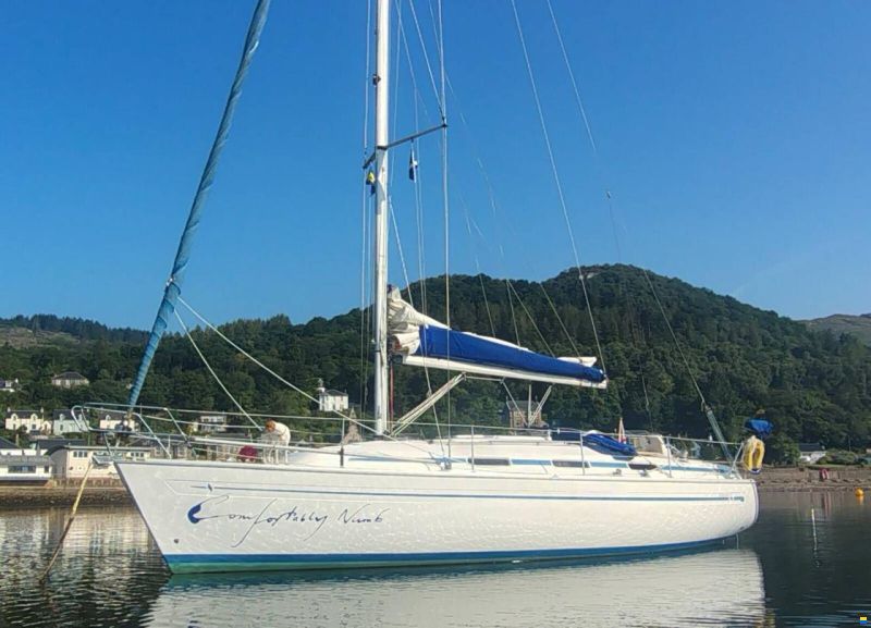 Bavaria 37