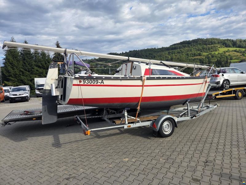 Bavaria 606