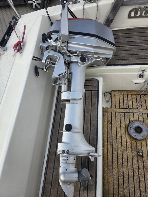 Bavaria 606