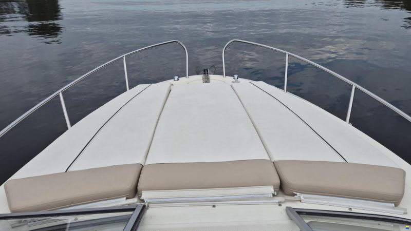 Bayliner 742
