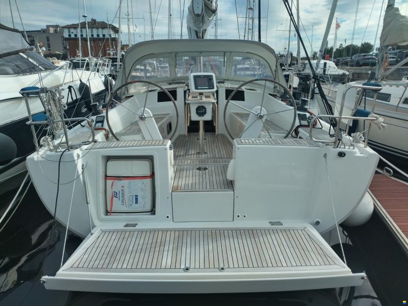 Hanse 385