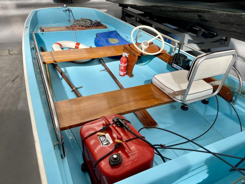 Boston Whaler del 1966