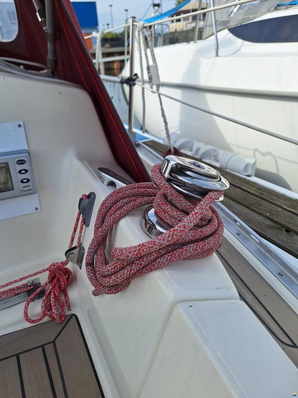 Jeanneau Sangria B NV80