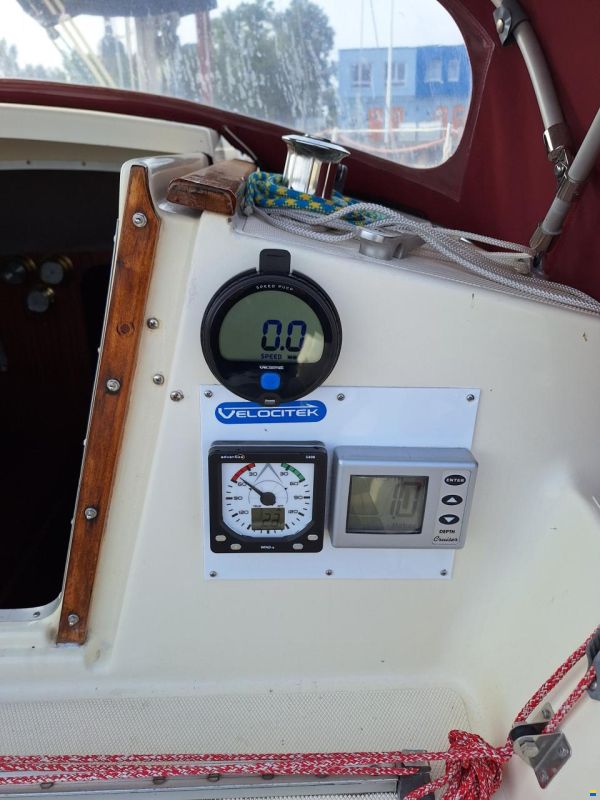 Jeanneau Sangria B NV80