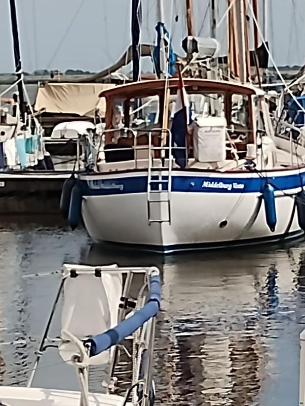 Motorsailer