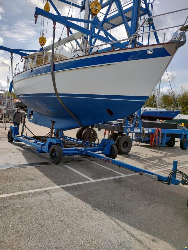 Motorsailer
