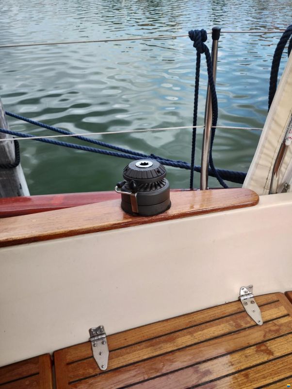 Motorsailer