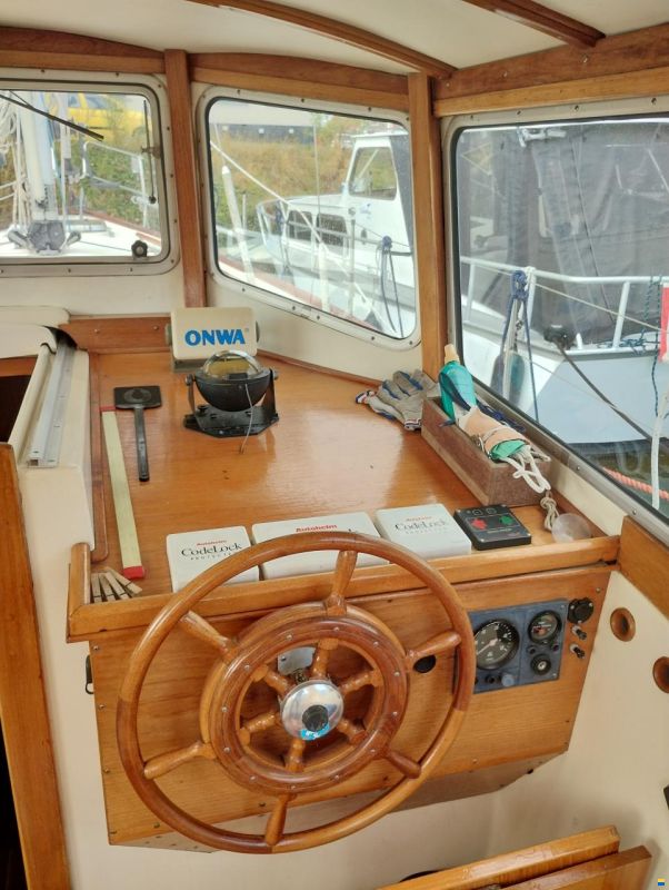 Motorsailer