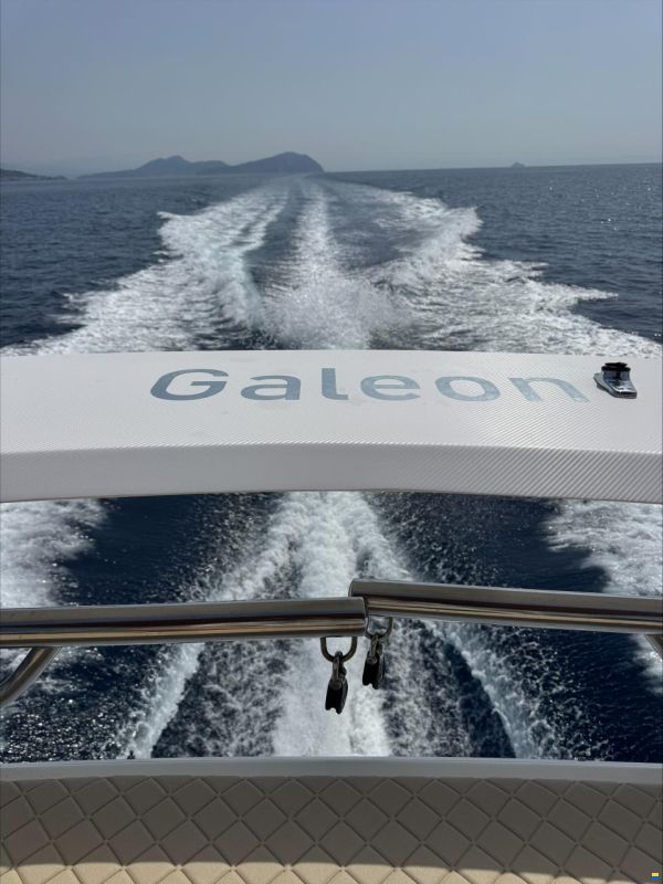 Galeon 290 FLY