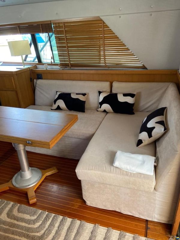 Bertram Yacht 37' Convertible