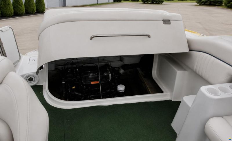 Crownline 235 CCR