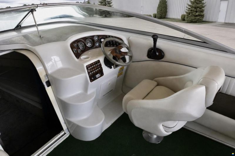 Crownline 235 CCR
