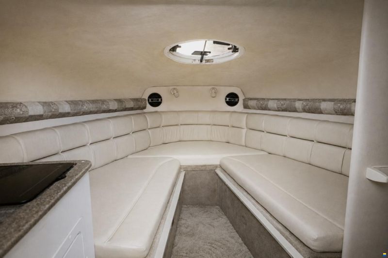 Crownline 235 CCR