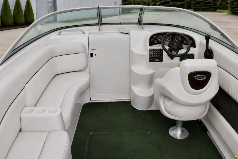 Crownline 235 CCR