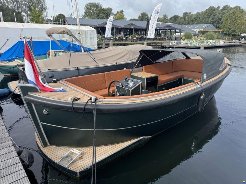 AluShip E-700 sloep