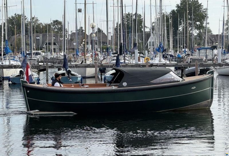 AluShip E-700 sloep