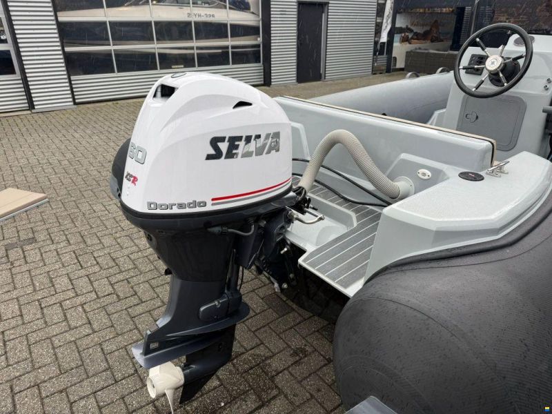 Selva D.500