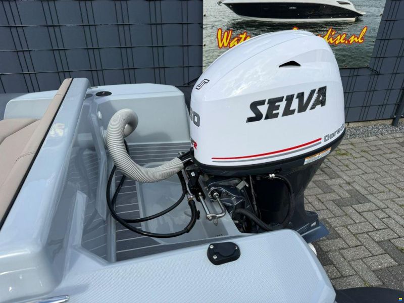 Selva D.500