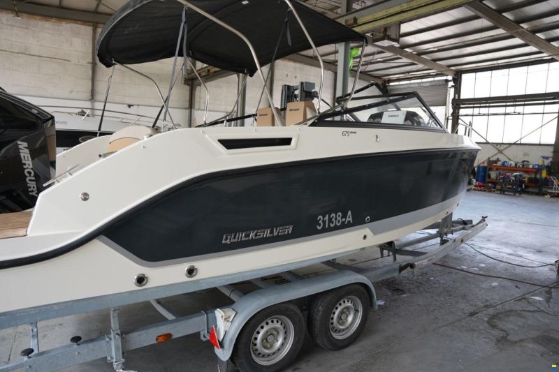Quicksilver ACTIVE 675 BOWRIDER
