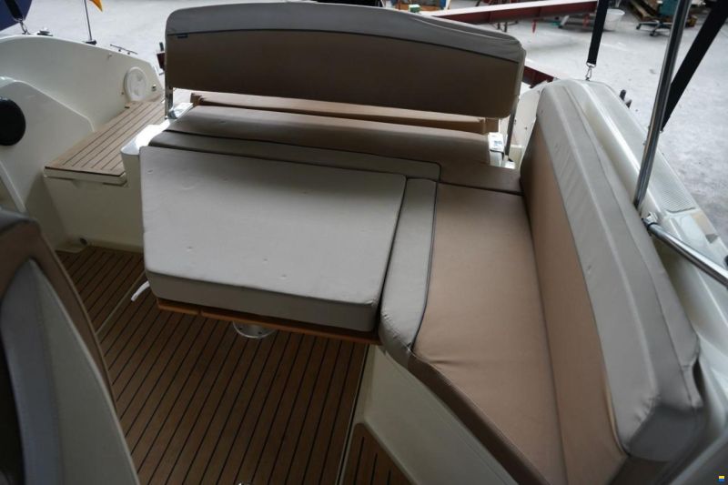 Quicksilver ACTIVE 675 BOWRIDER
