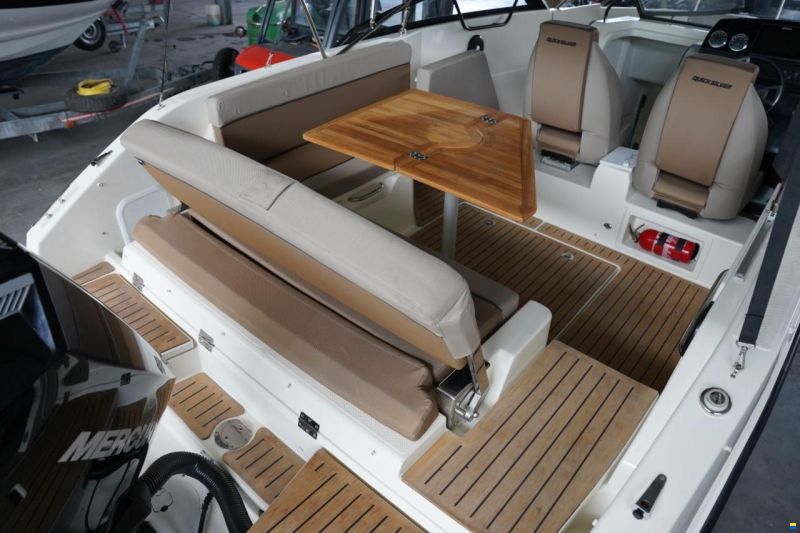 Quicksilver ACTIVE 675 BOWRIDER