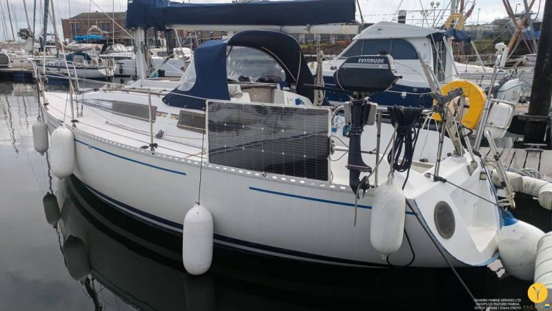 Beneteau Antares 9
