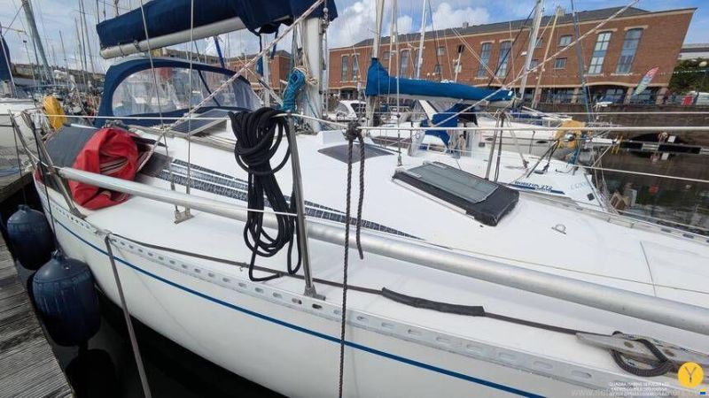 Beneteau Antares 9