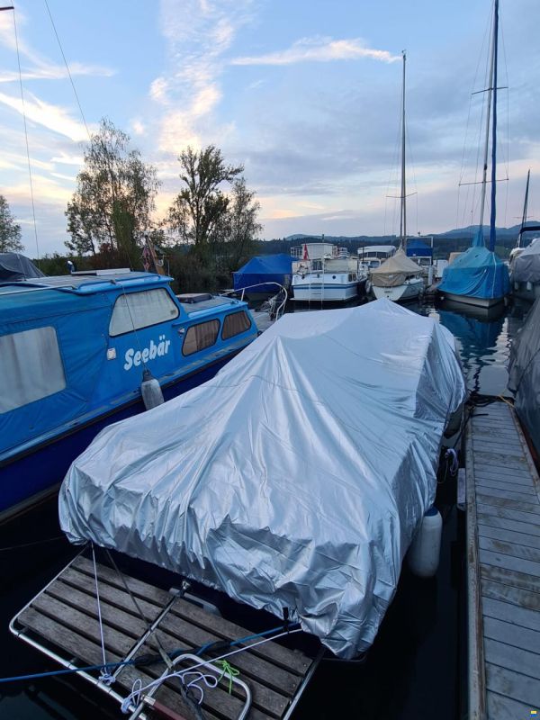 Saphire Schweizer Saphir 700 Offshore