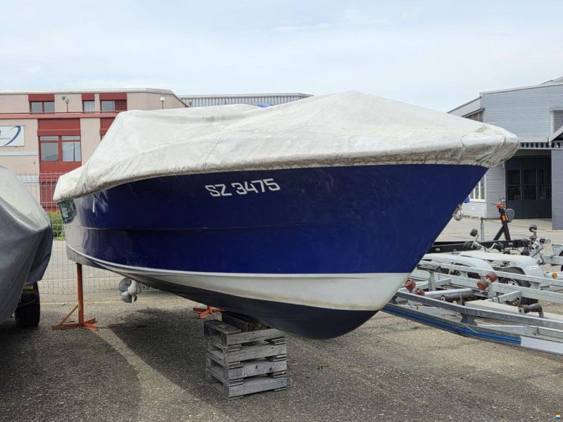 Saphire Schweizer Saphir 700 Offshore